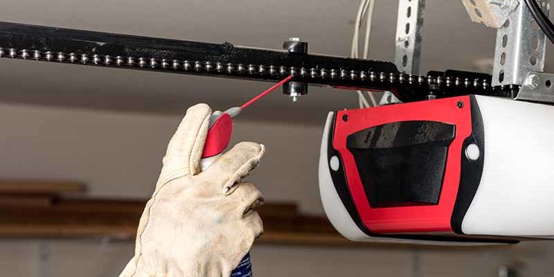How To Lubricate A Garage Door Properly, How To Lubricate Garage Door Chain