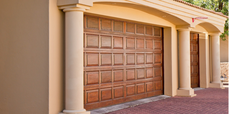 What to Do if Your Libertyville Garage Door Gets off Track